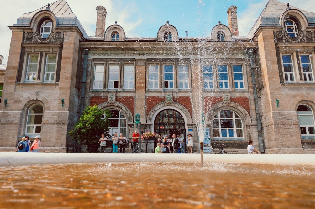 Ekskursioon "Narva haigla ajalugu "