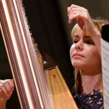 Kontsert Narva linnuses: Lisanne Rull (harf) ja Tuule-Helin Krigul (flööt)