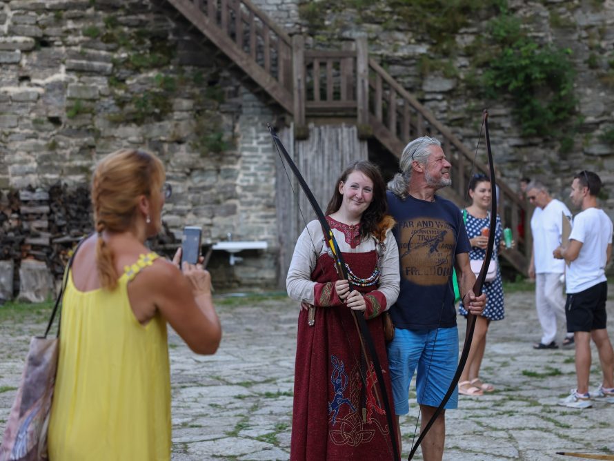 301679520_5722728827758454_8224350346421027960_n