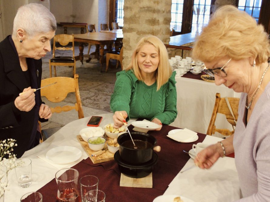 338170757_105178529199452_1198761281652819082_n