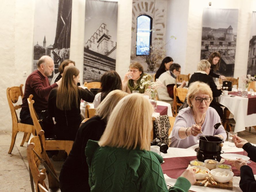 338899432_1586674485133482_8742414433964376458_n