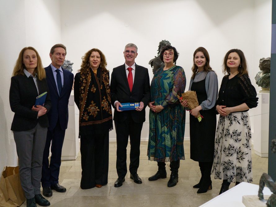 335135393_1041356990157771_243467175716734205_n