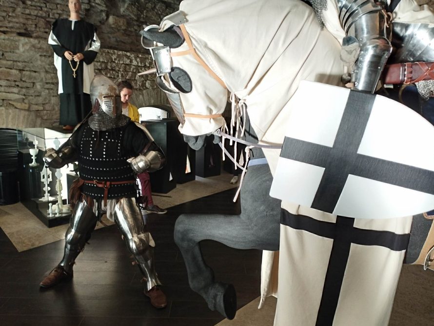 315546560_10220997904447505_8320349527848965421_n