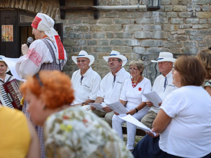 301055197_5722747351089935_8350046772840912869_n