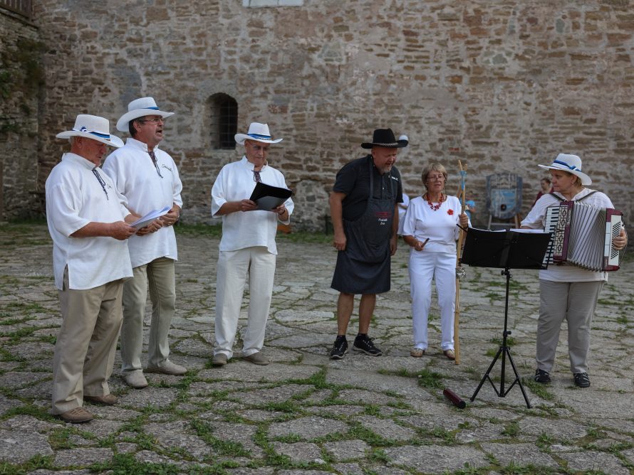 301141121_5722731907758146_7447503534164187720_n