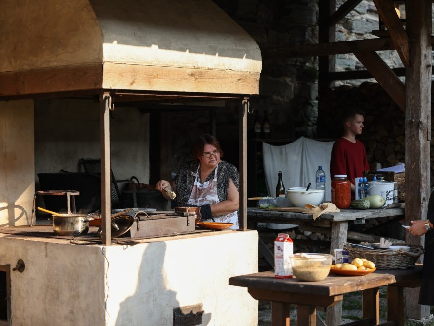 301767533_5722746094423394_2631124856085628651_n