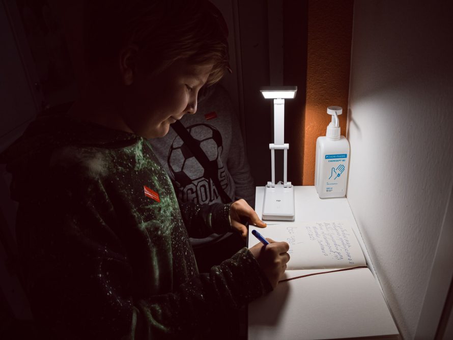 f0fb0bf6-29a4-469f-a337-78a07b6e7cfb