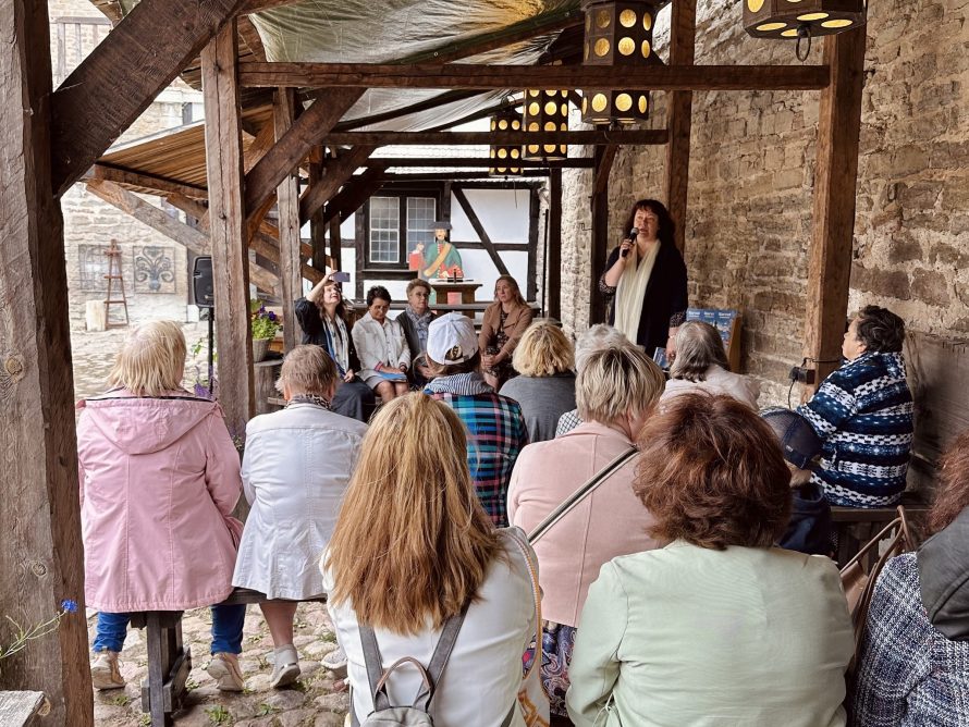 347549779_692768869530803_2533611186856387276_n