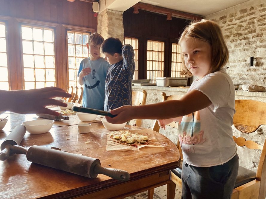 348307790_694180846056272_7915574238949501201_n