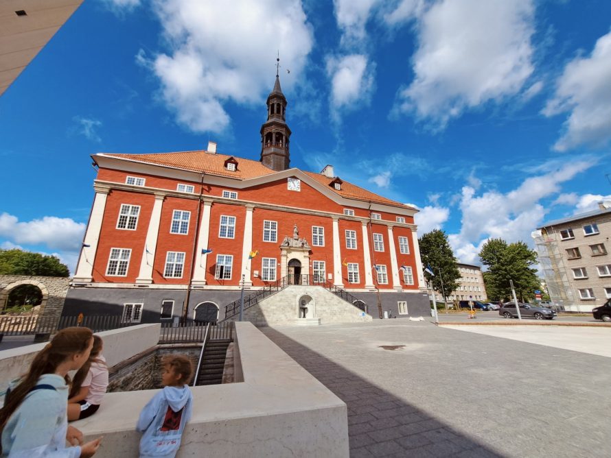 347423565_694179079389782_6446897352828847640_n