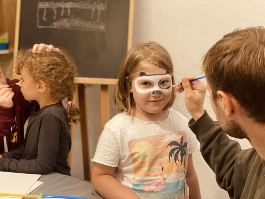 347579668_694181116056245_3859843719391083460_n