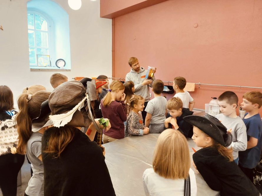 363815275_706234794850877_68167296121938349_n