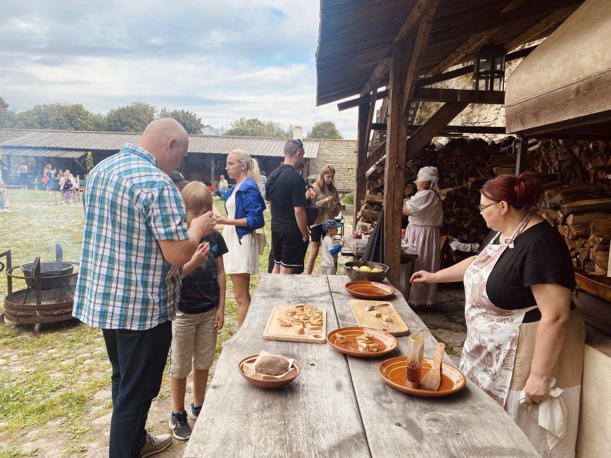 369630711_723016216506068_321218915564871938_n