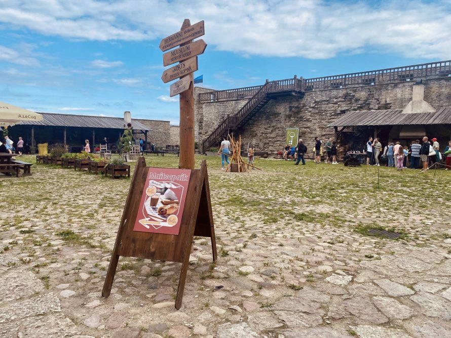 369634014_723015429839480_6572633053901309189_n