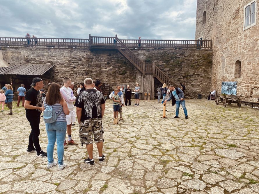 369644343_723015983172758_3932970173928279358_n