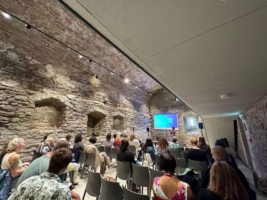 374663475_728345965973093_7901988091903925216_n