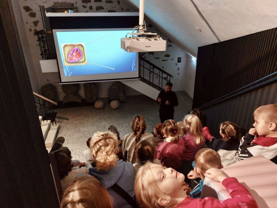 392796369_756022373205452_4470931638649149542_n