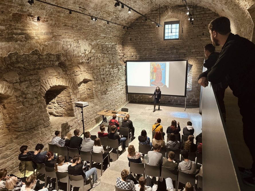 392852684_756022493205440_2149086674043663400_n