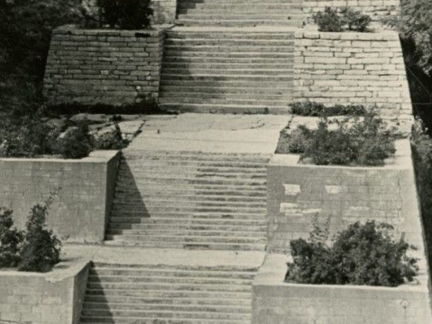 Vaade linna trepile (A. Hahni trepp). 1965 - 1970 (Narva Muuseum)