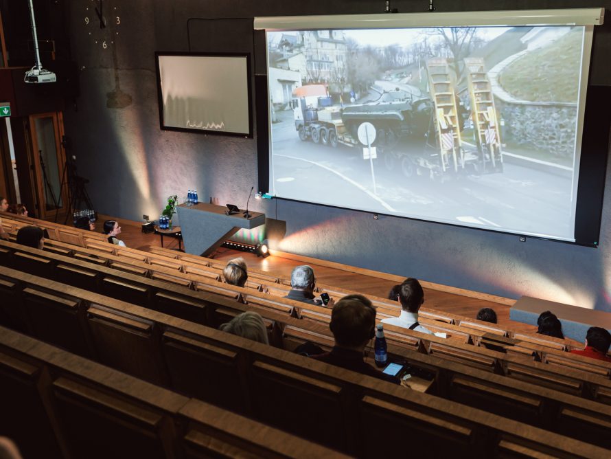 20250508_107_Ilja.Smirnov_fb.res