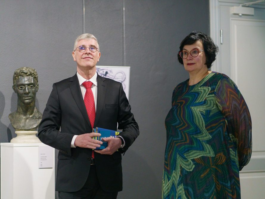 330398736_219166640622761_4054826977691455408_n